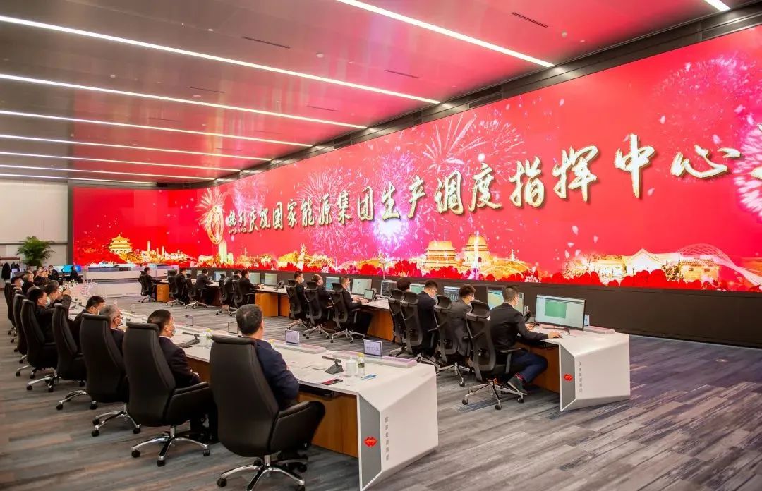 接受领导人检阅 | 爱游戏平台-爱游戏(中国)一站式服务平台智能显示助力紫金山实验室展现强劲创新力